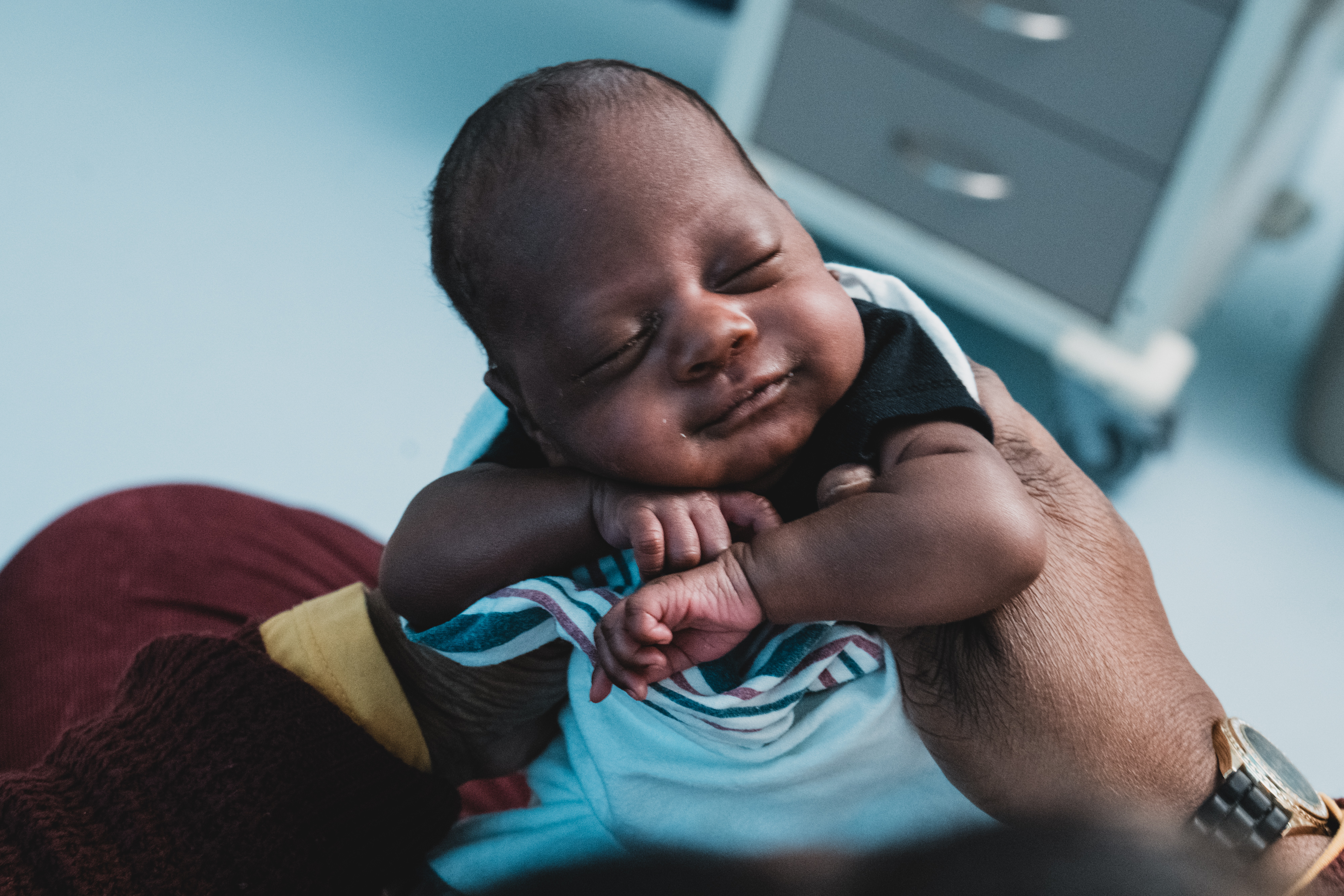A patient family in NICU 6