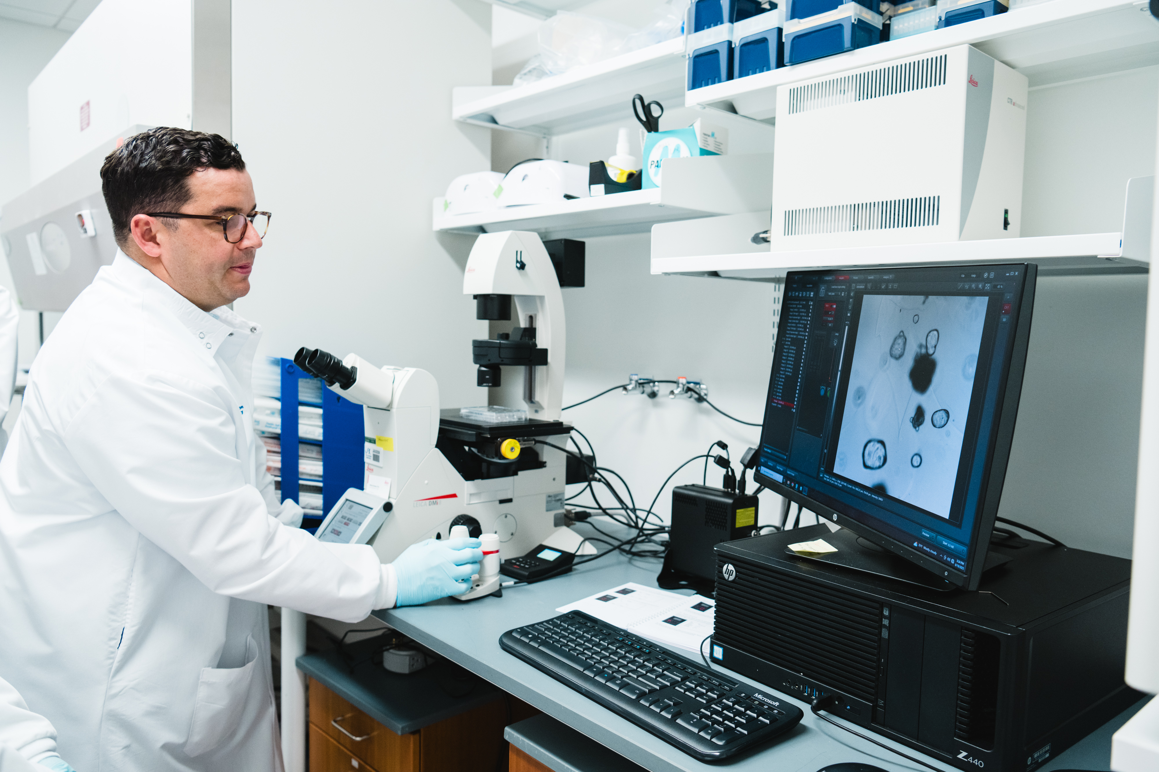 Dr. Jonathan Salazar's lab at Jackson Laboratory for the Foundation's Brighter Tomorrows Dr. Jonathan Salazar's lab at Jackson Laboratory for the Foundation's Brighter Tomorrows