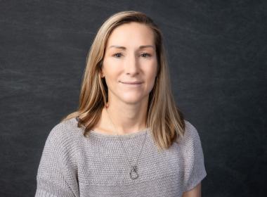 Ear, nose and throat doctor Kristen Honsinger headshot