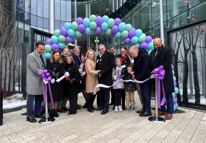 Ribbon cutting for new clinical tower