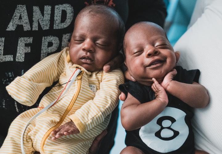 A patient family in NICU 6