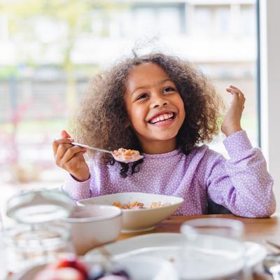 Child eating cereal 