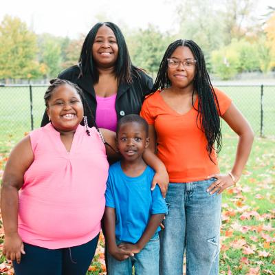 Derri's family photos for Ascend.