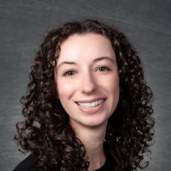 Headshot of Anna Weis